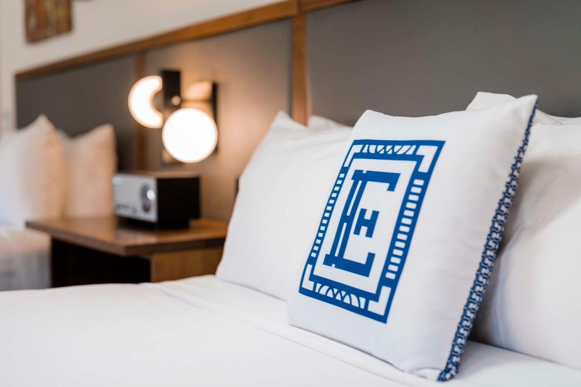 Hotel Elkhart, Tapestry Collection By Hilton Exterior foto